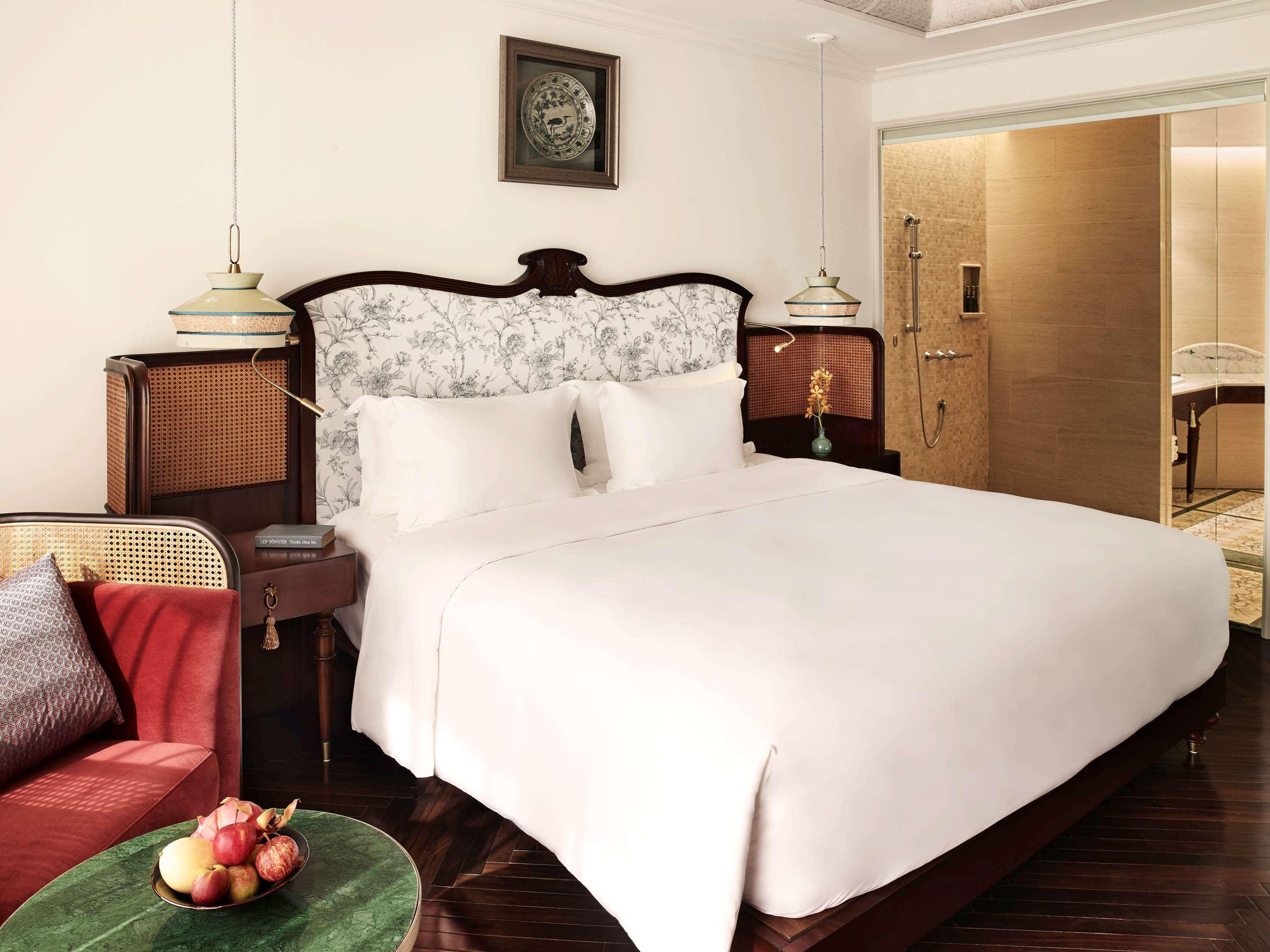 Hotel Perle D'Orient Cat Ba - Mgallery Chan Chau Exteriér fotografie A bedroom at the hotel