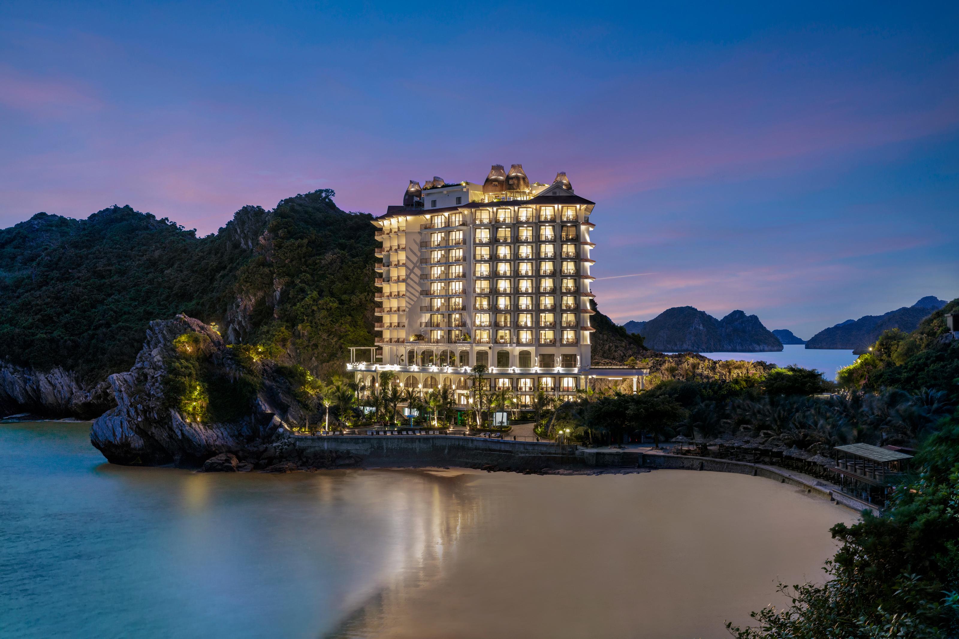 Hotel Perle D'Orient Cat Ba - Mgallery Chan Chau Exteriér fotografie Vinpearl Hotel Nha Trang