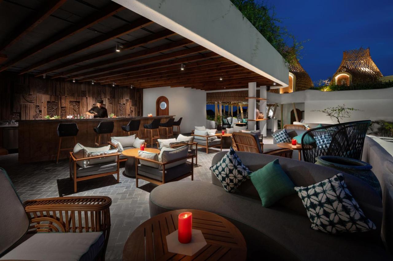 Hotel Perle D'Orient Cat Ba - Mgallery Chan Chau Exteriér fotografie The Deck at The Standard, East Village
